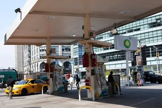 Gas Station On Houston To Go 2 image