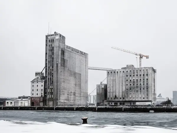 © Rasmus Hjortshõj Via Www.archdaily.com fce013c6435f6a90c83ab66080508243